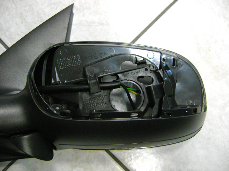 Lusterko wsteczne zewnętrzne lewe elektryczne Corsa C